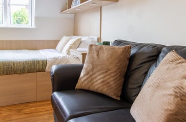 Lower North Street, City Centre, Exeter - Image 3